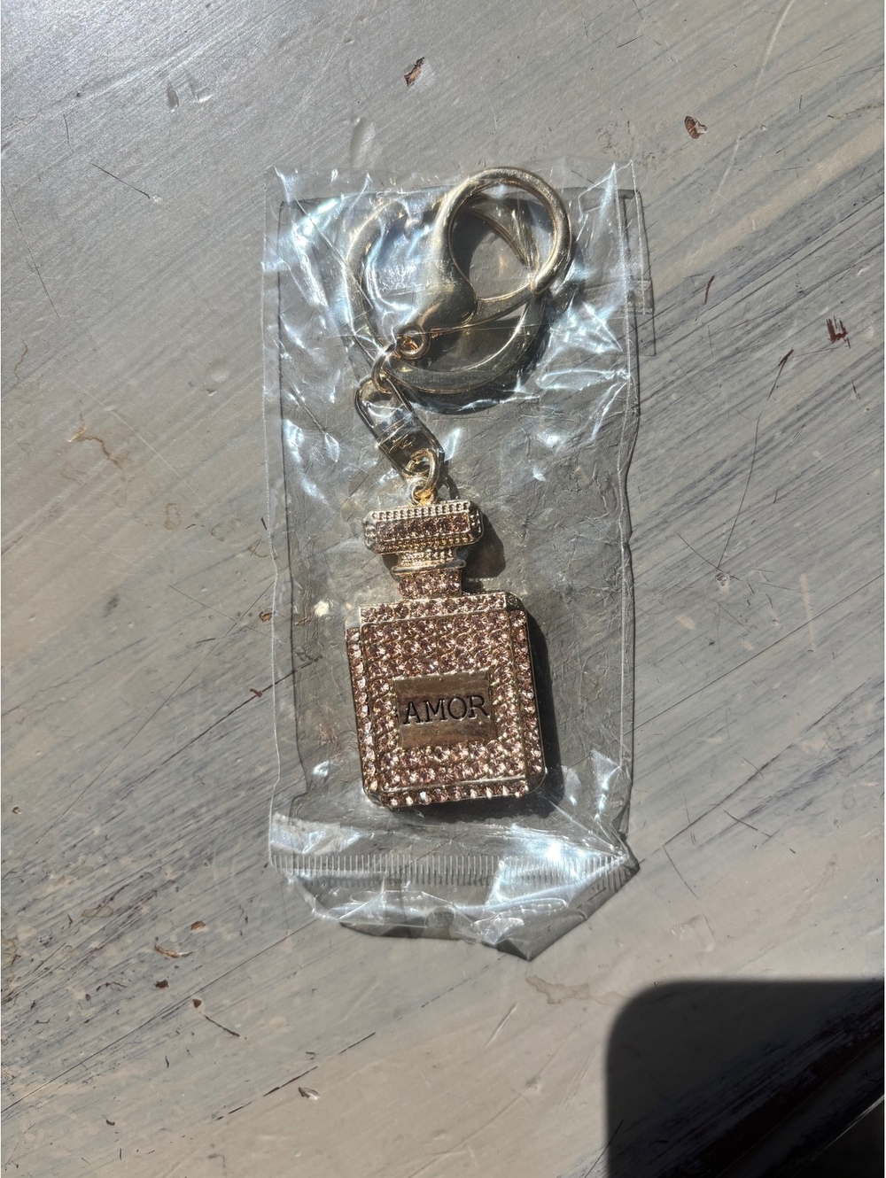 Amor pink crystal bag charm key chain gold tone with pink - Picture 2 of 3